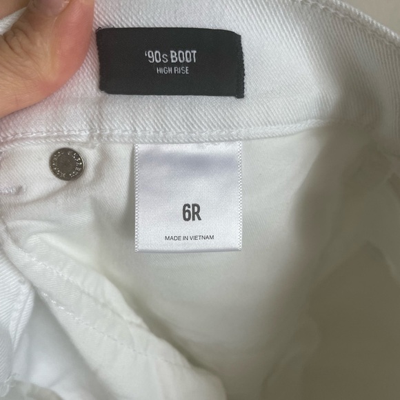 Express 90’s boot high rise distressed jeans size 6R - Picture 6 of 10